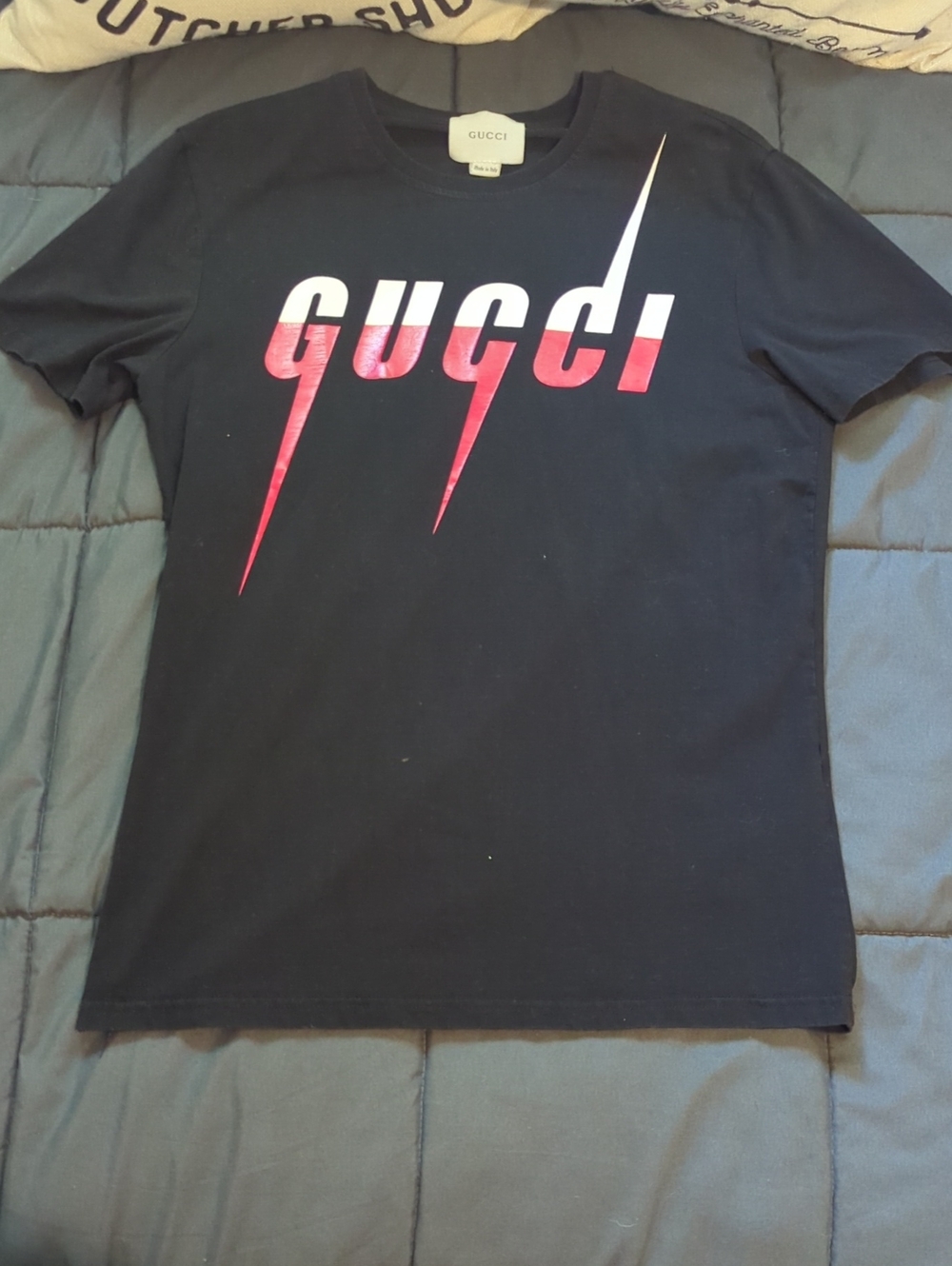 Authentic Gucci Blade Fang Shirt Size Small CUTE! (700.00‎ RETAIL)
